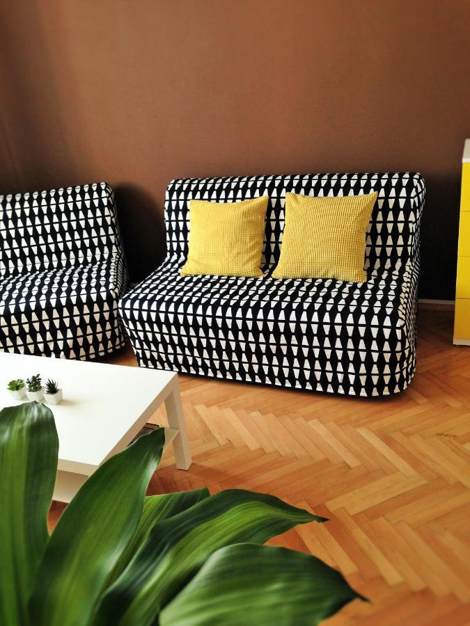 Blanicka 9 * Prague